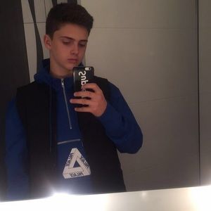 Meet your Posher, Liam